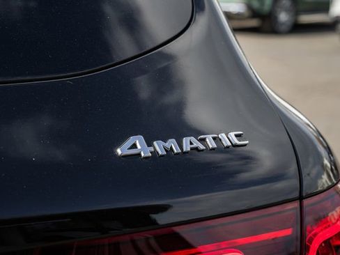 Used 2022 Mercedes-Benz GLC 300 4MATIC image 9