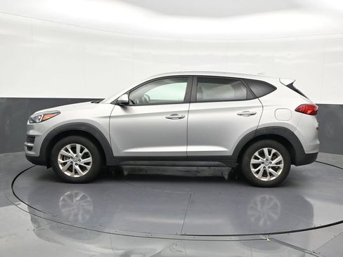 Used 2021 Hyundai Tucson SE FWD image 2