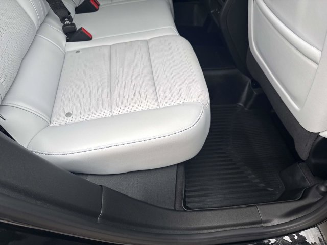 Certified 2024 Cadillac XT4 Sport AWD/4WD image 24