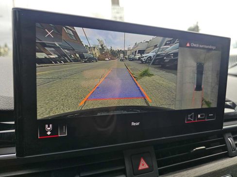 Used 2021 Audi A4 2.0T Premium Plus w/ Premium Plus Package image 32