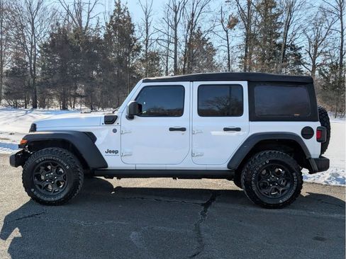 Used 2023 Jeep Wrangler Unlimited w/ Cold Weather Group image 8