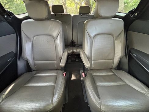 Used 2013 Hyundai Santa Fe Limited w/ Technology Pkg image 20