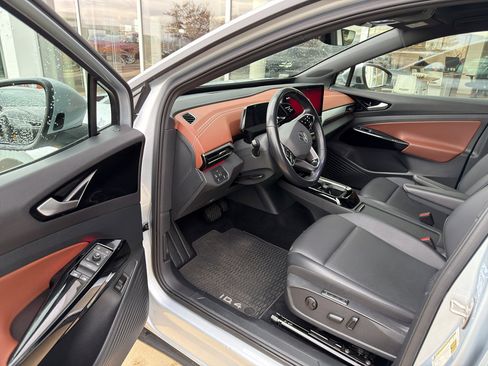 Used 2021 Volkswagen ID.4 Pro S w/ ID.4 Protection Package image 8