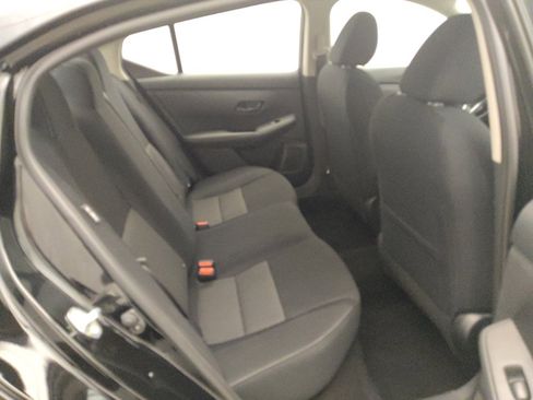 Used 2025 Nissan Sentra SV FWD image 19