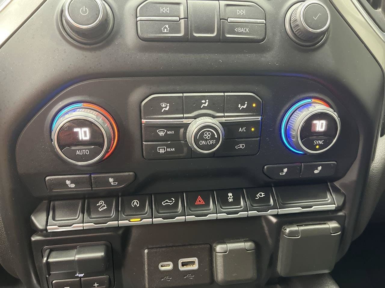 Used 2019 Chevrolet Silverado 1500 RST AWD/4WD image 23