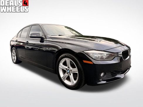 Used 2013 BMW 328i Sedan RWD image 3