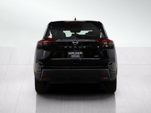 Used 2025 Nissan Rogue SV AWD/4WD image 4