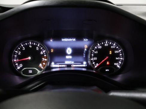 Used 2022 Jeep Renegade Altitude image 38