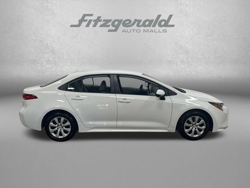 Used 2020 Toyota Corolla LE FWD image 9