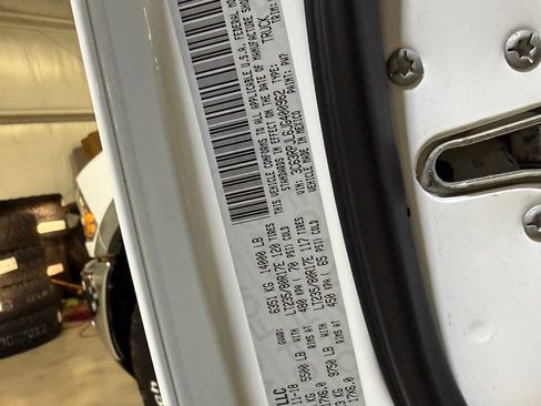 Used 2018 RAM 3500 Laramie RWD image 54
