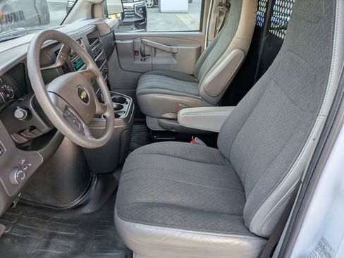 Used 2024 Chevrolet Express 2500 w/ Driver Convenience Package image 22