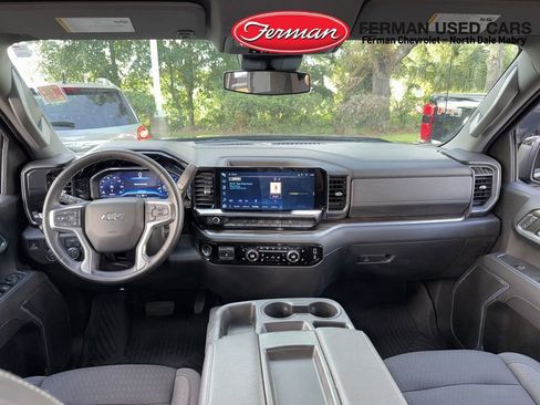 Used 2023 Chevrolet Silverado 1500 RST AWD/4WD image 6