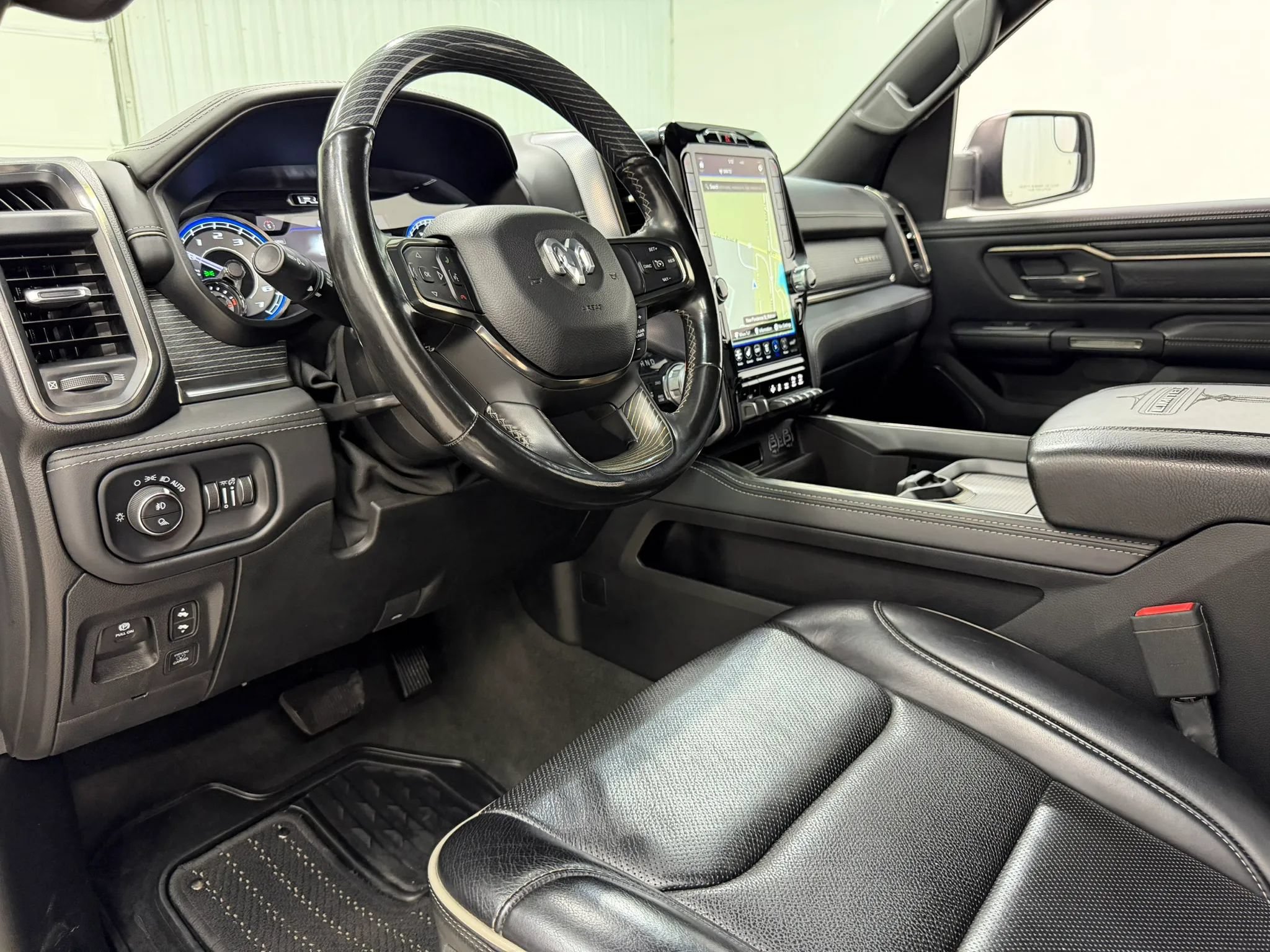 Used 2021 RAM 1500 Limited w/ Body Color Bumper Group AWD/4WD image 12