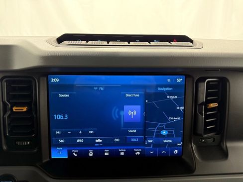 Used 2023 Ford Bronco Badlands w/ Sasquatch Package image 33