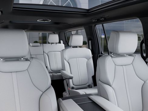 New 2026 Jeep Grand Wagoneer Limited AWD/4WD image 26