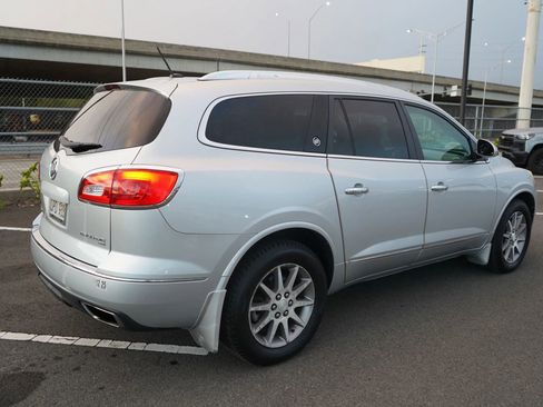 Used 2015 Buick Enclave Leather w/ Trailering Package image 26