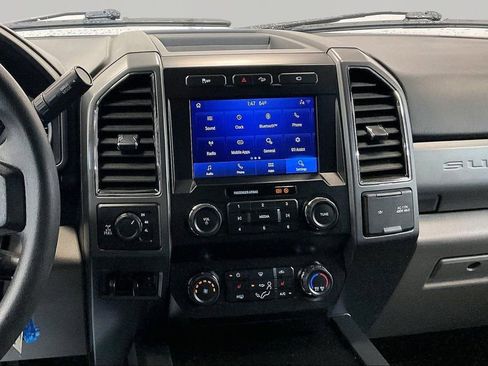 Used 2021 Ford F250 XLT w/ XLT Premium Package image 11