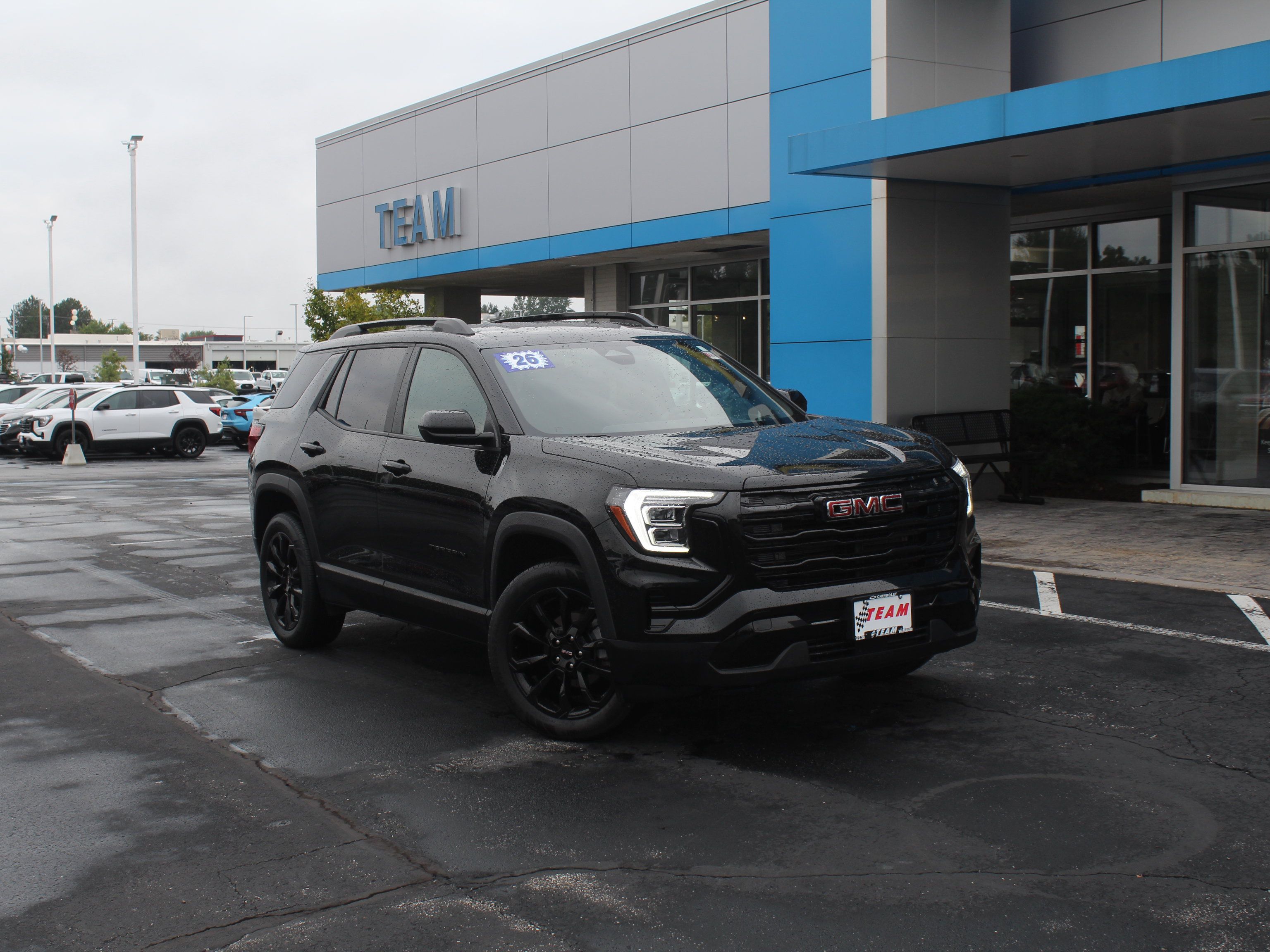 Used 2026 GMC Terrain Elevation w/ Elevation Premium Package AWD/4WD image 4
