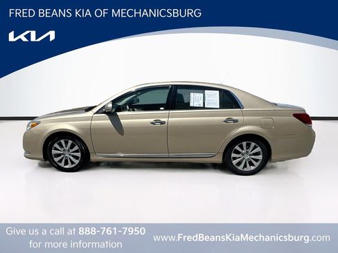 Used 2011 Toyota Avalon Limited FWD image 4