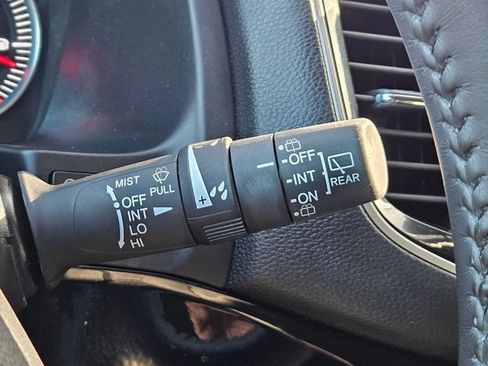 Used 2022 Honda Pilot Touring image 29