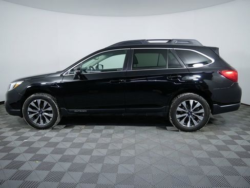 Used 2015 Subaru Outback 3.6R Limited image 5