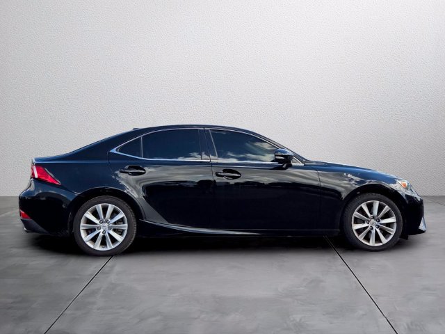 Used 2016 Lexus IS 200t RWD image 5