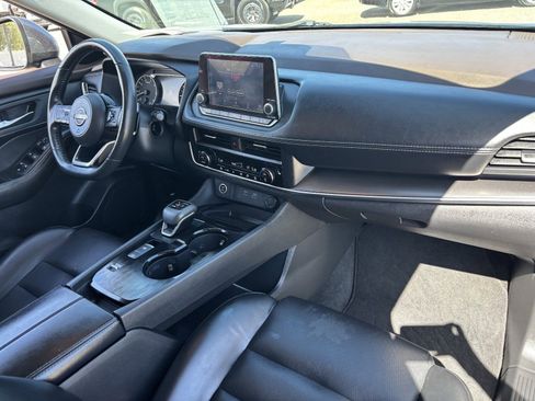 Certified 2023 Nissan Rogue SV w/ SV Premium B Package FWD image 12