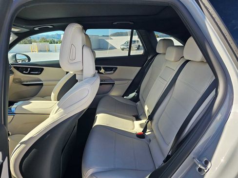 New 2026 Mercedes-Benz GLC 300 4MATIC image 16