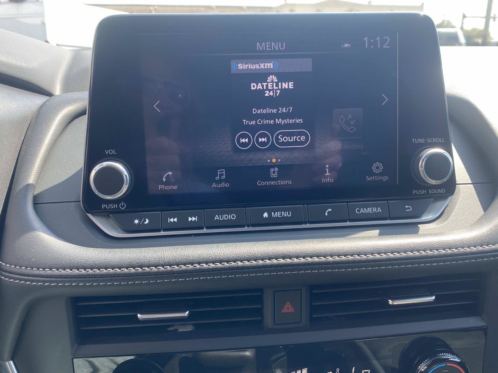 Used 2025 Nissan Rogue SV FWD image 26