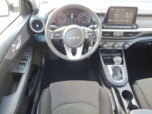 Used 2023 Kia Forte LXS image 11