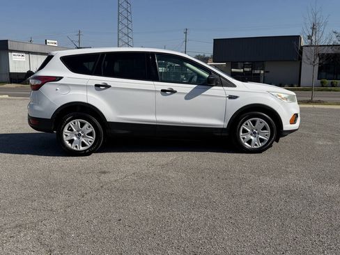 Used 2017 Ford Escape S FWD image 29