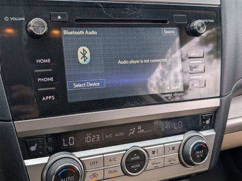 Used 2017 Subaru Outback 2.5i Premium image 22