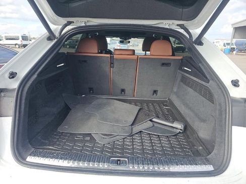 Used 2019 Audi Q8 Premium Plus image 7