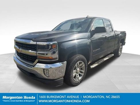 Used 2017 Chevrolet Silverado 1500 LT w/ All Star Edition AWD/4WD image 3