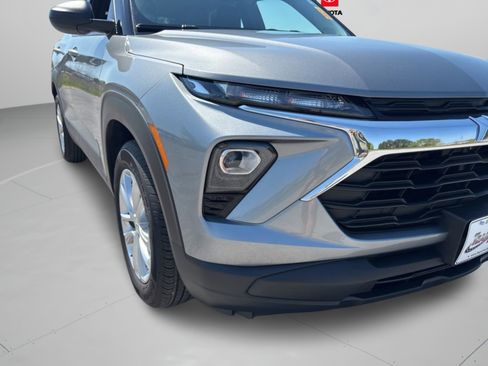 Used 2026 Chevrolet TrailBlazer LS w/ LS Convenience Package FWD image 38