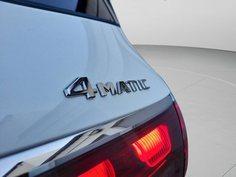 Certified 2025 Mercedes-Benz GLS 580 4MATIC image 33