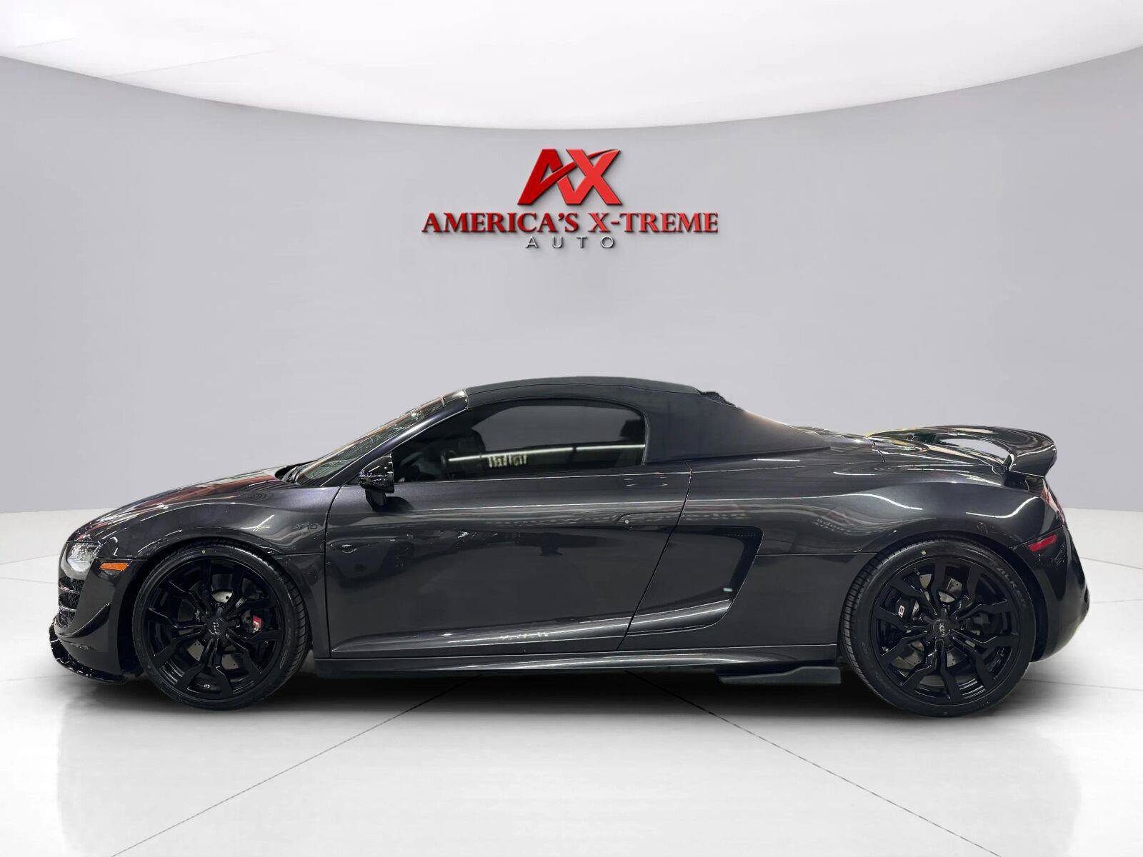 Used 2011 Audi R8 V10 AWD/4WD image 4