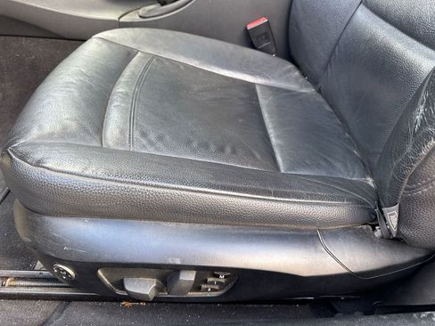 Used 2011 BMW 335i xDrive Coupe image 31