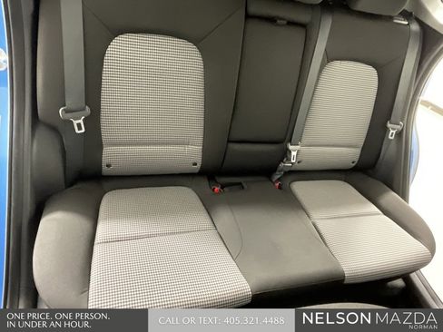 Used 2021 Hyundai Kona SE image 30