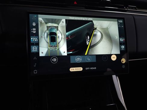 Used 2025 Land Rover Range Rover Sport SE image 34