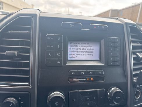 Used 2018 Ford F150 XLT image 15