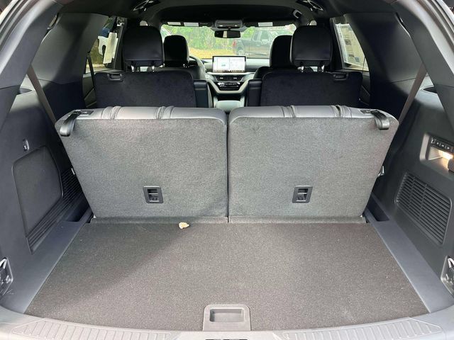 New 2026 Ford Explorer Tremor w/ Tremor Convenience Package AWD/4WD image 18