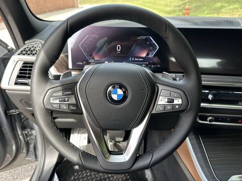 Used 2026 BMW X5 xDrive40i AWD/4WD image 17
