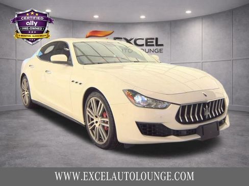 Used 2019 Maserati Ghibli S Q4 AWD/4WD image 9
