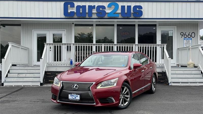 Used 2013 Lexus LS 460 AWD w/ Comfort Pkg image 2
