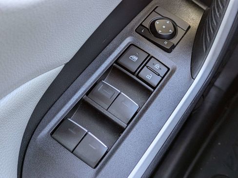 Used 2025 Toyota RAV4 XLE Premium image 24