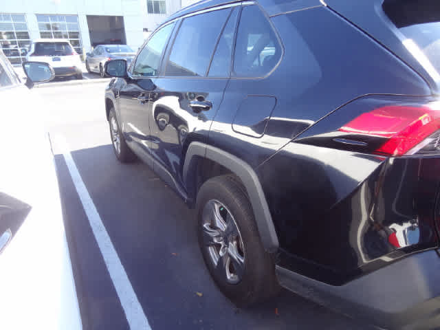 Used 2024 Toyota RAV4 XLE AWD/4WD image 5