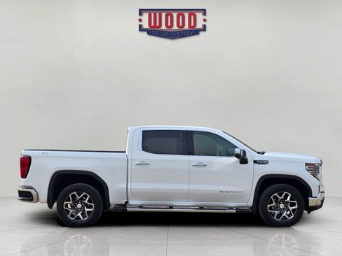 Used 2024 GMC Sierra 1500 SLT w/ SLT Premium Plus Package image 2