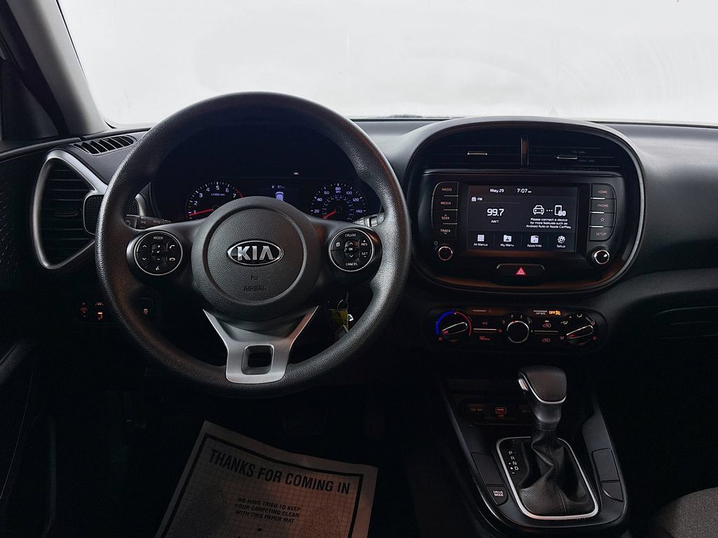 Used 2020 Kia Soul S FWD image 21
