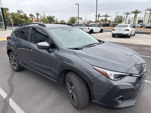 Used 2024 Subaru Crosstrek 2.0i Premium image 2